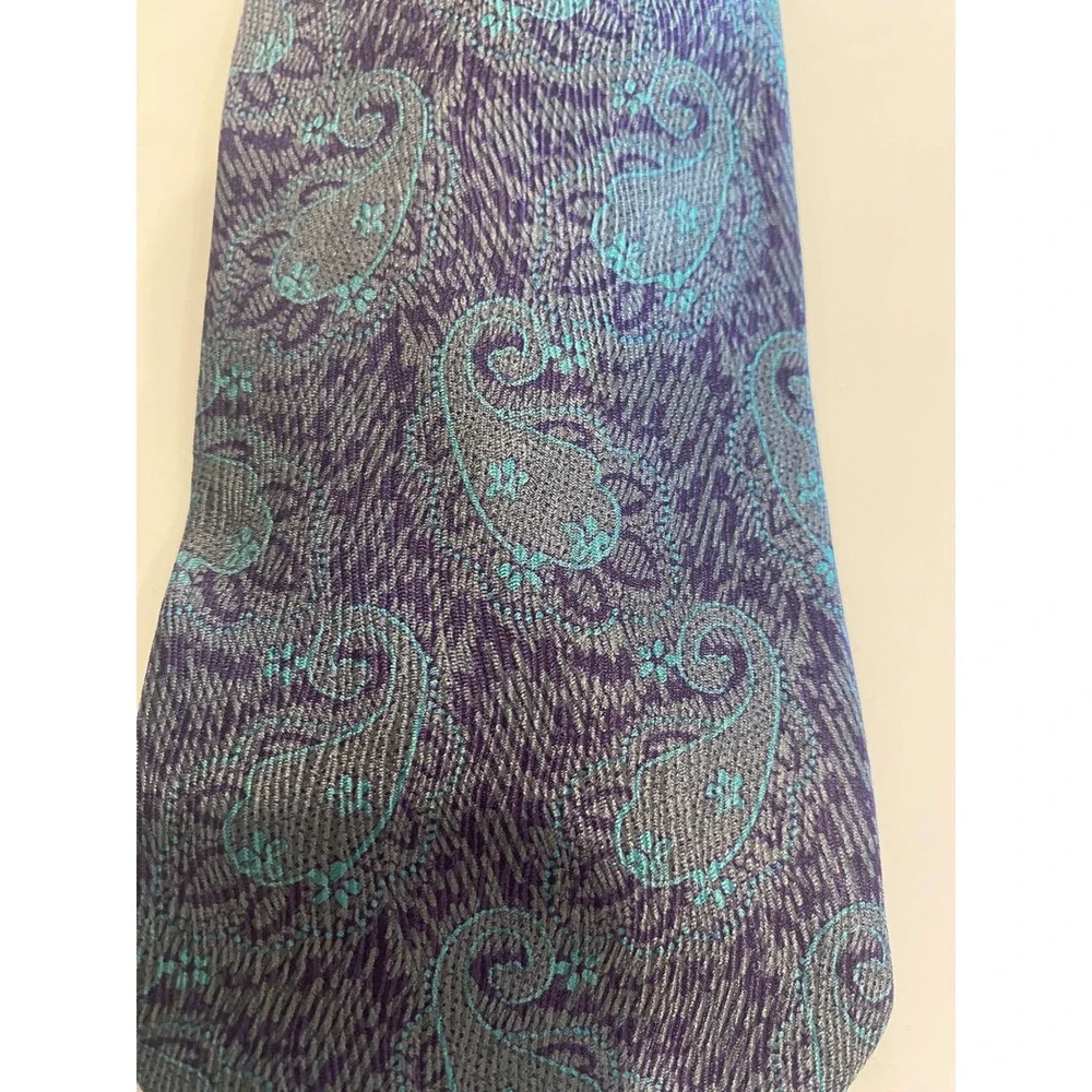 SAINT HONORE Mens‎ Paisley Necktie 100% Pure Silk Hand Made in Spain